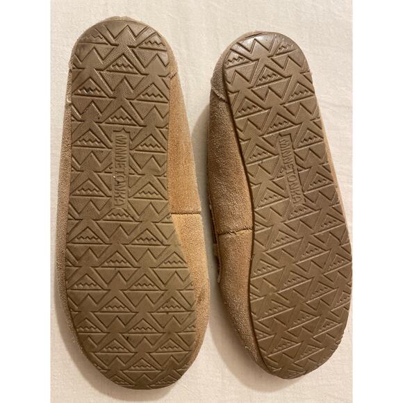 Minnetonka Moccasins Size 9 Suede Faux‎ Fur Lined Rubber Soles Slippers - Picture 9 of 9